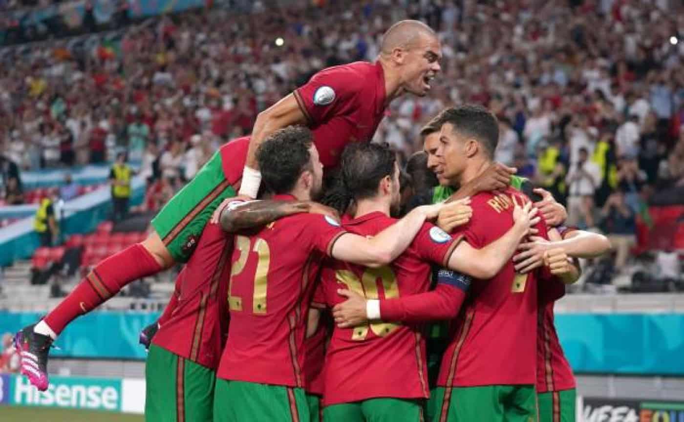 Portugal nos 'oitavos' com a Bélgica depois de empatar com a França