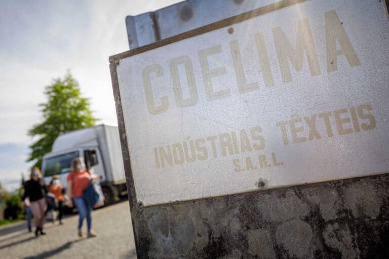 Credores da Coelima decidem hoje entre propostas para compra da têxtil de Guimarães