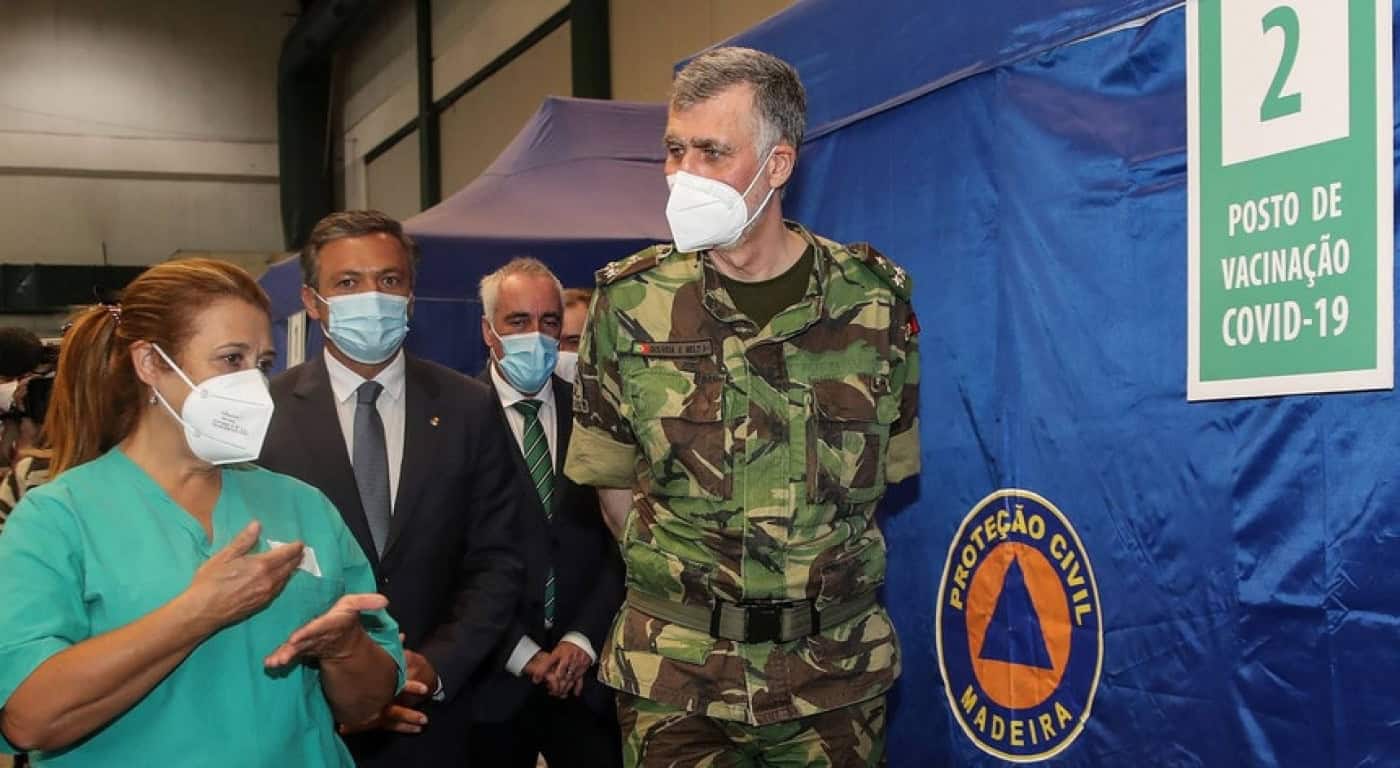 Vacinação indevida no Porto a maiores de 18 anos que não se enquadram em grupos de risco