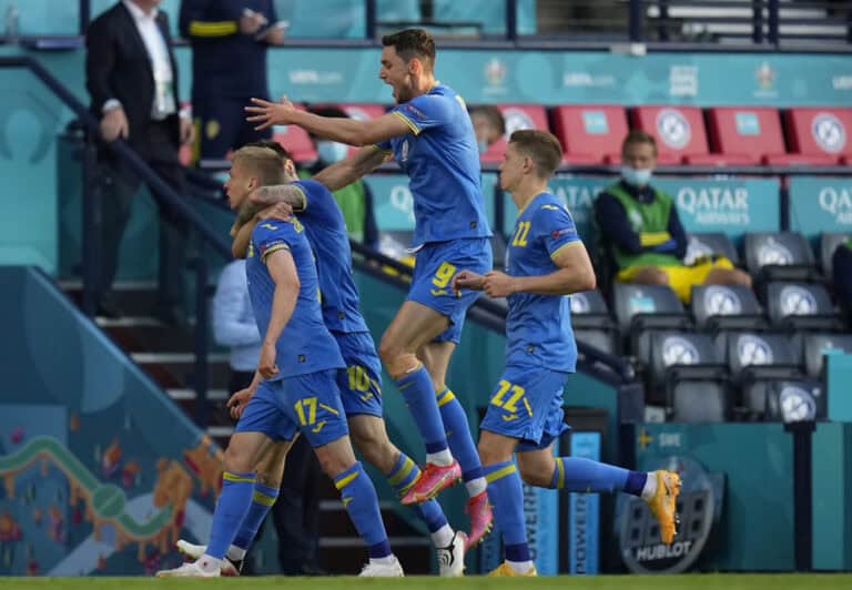 UEFA Euro 2020. Ucrânia vence Suécia e passa aos quartos-de-final