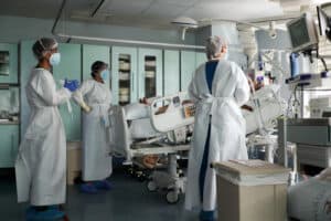 Concurso de 1.ª época para médicos recém-especialistas tem 1.532 vagas