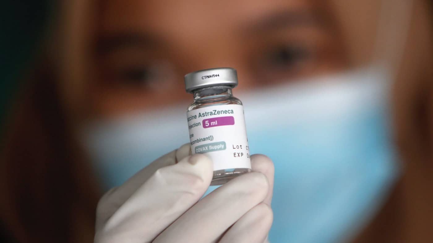 Decisão de aceitar versão indiana da AstraZeneca cabe aos países