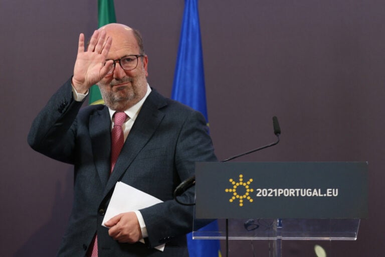 Covid-19: Ministro do Ambiente em isolamento após contacto de risco