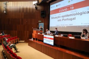 Reuniões dos responsáveis políticos com o Infarmed regressam a 27 de julho