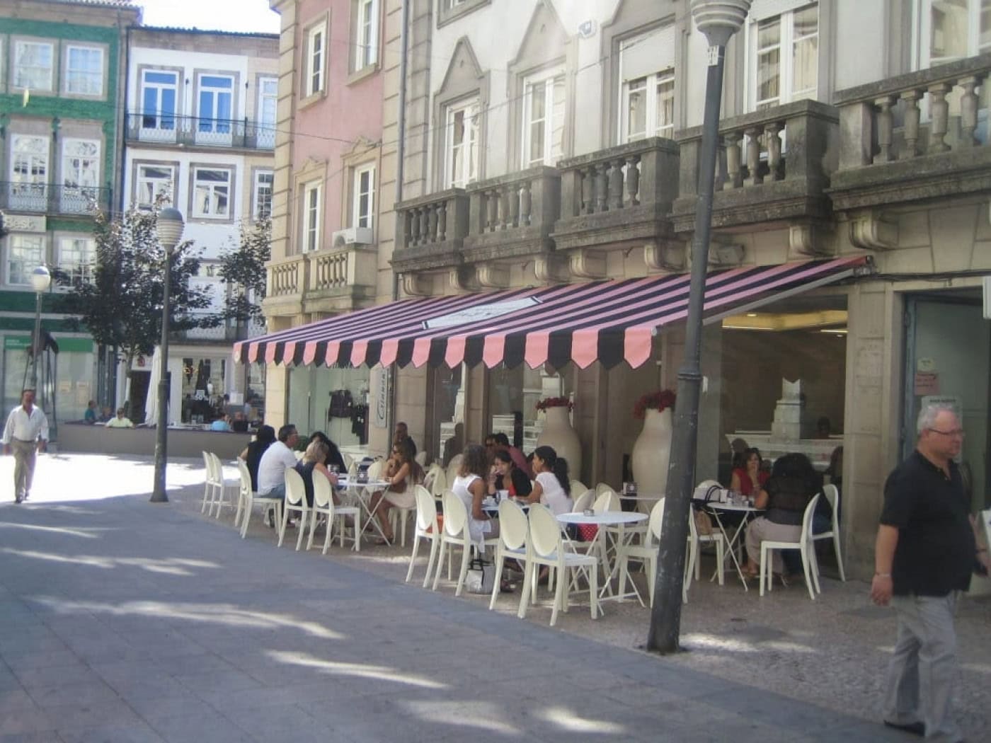 CM Braga “disponível” para fechar ruas e aumentar número de esplanadas