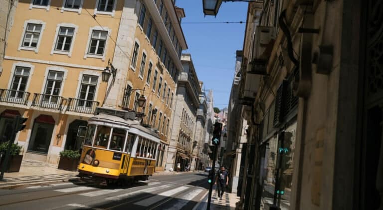 Covid-19. Ritmo de vacinação vai abrandar em Portugal