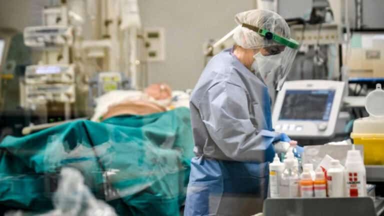 Portugal duplicou o número de internamentos por Covid-19