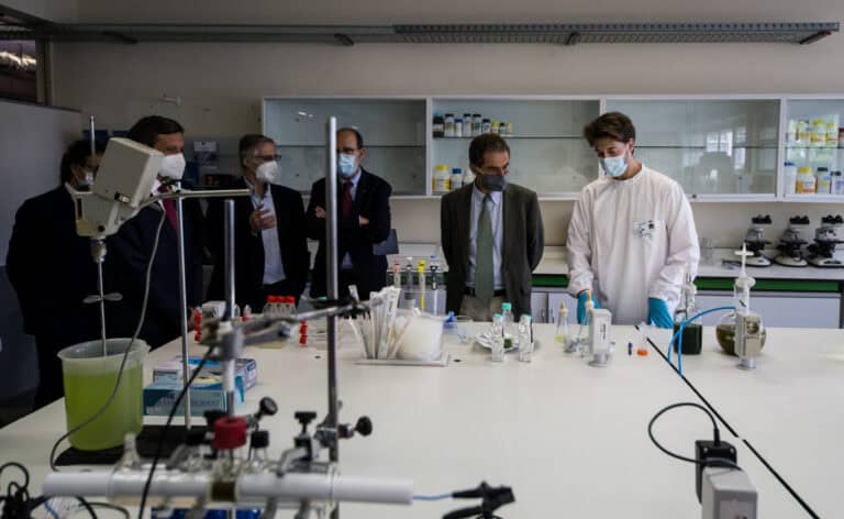 Mérito substituirá o concurso no acesso ao topo da carreira no Ensino Superior