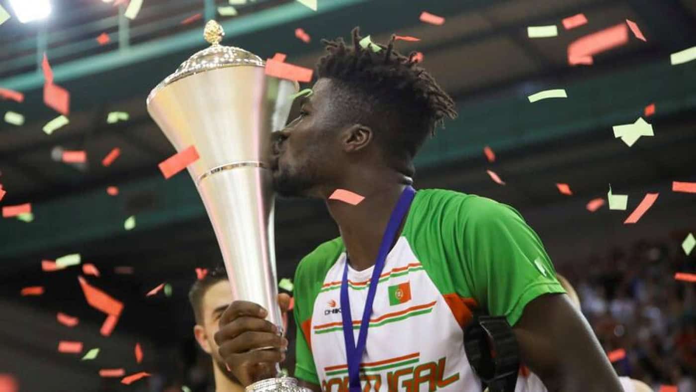 Neemias Queta é o primeiro português na NBA e vai jogar pelos Sacramento Kings