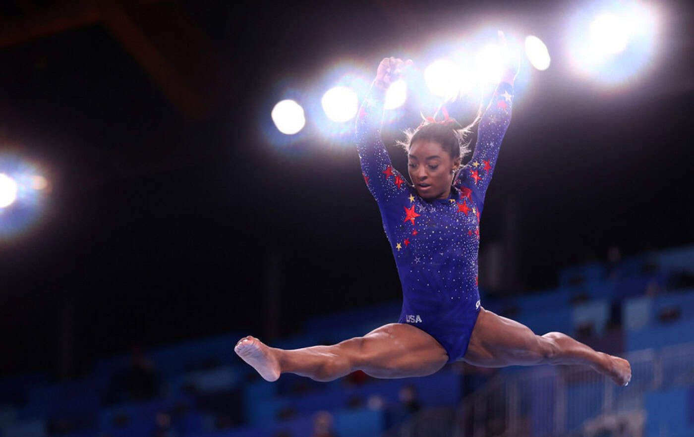 Simone Biles vai competir na final de trave