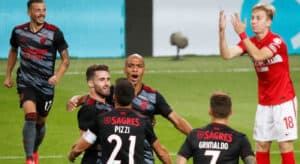 Benfica vence na Rússia e dá passo em frente para atingir 'play-off' da Liga dos Campeões&nbsp;