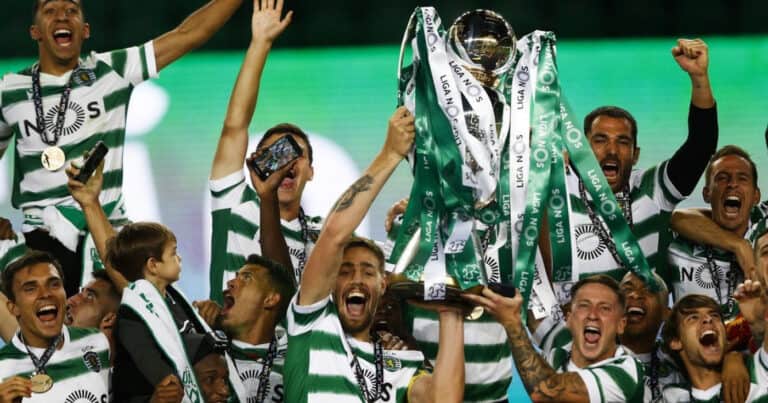 Primeira Liga de futebol começa hoje com Sporting-Vizela