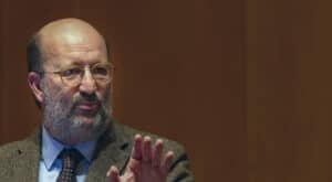 Clima: Ministro do Ambiente diz que "é tempo" de parar com combustíveis fósseis