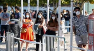 Vacinação entre os 12 e os 15 anos prevista para os dois últimos fins-de-semana de agosto