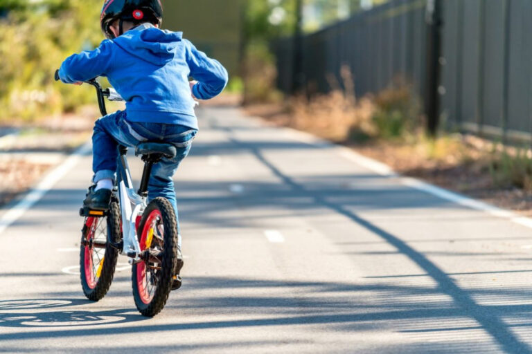 Governo aposta no ciclismo como desporto escolar para o 2.º ciclo