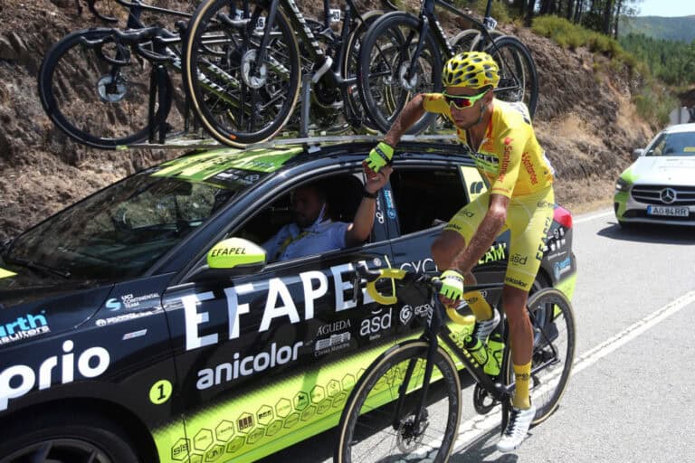 Volta a Portugal. Rafael Reis sobe o Larouco de amarelo