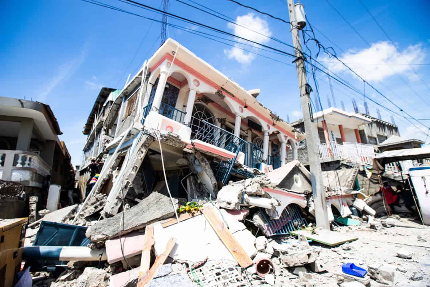Forte sismo de magnitude 7,2 abala o Haiti