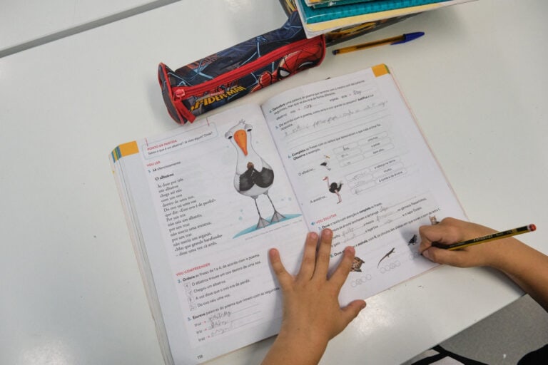 Livros escolares contam para “IVAucher” e acumulam IRS