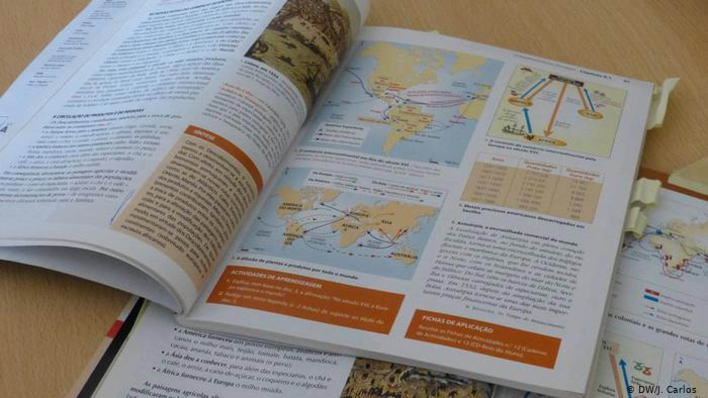 Pais pedem mais tempo para comprar os livros escolares no âmbito do programa IVAucher