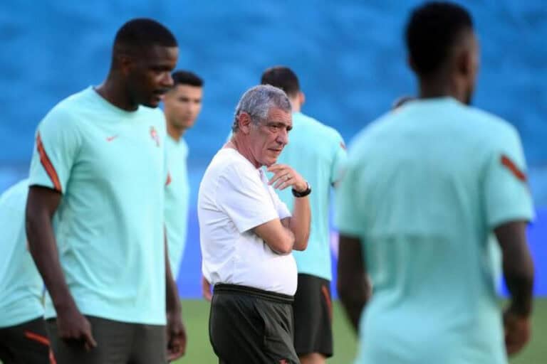 Mundial'22. Fernando Santos anuncia convocatória para jogos de qualificação