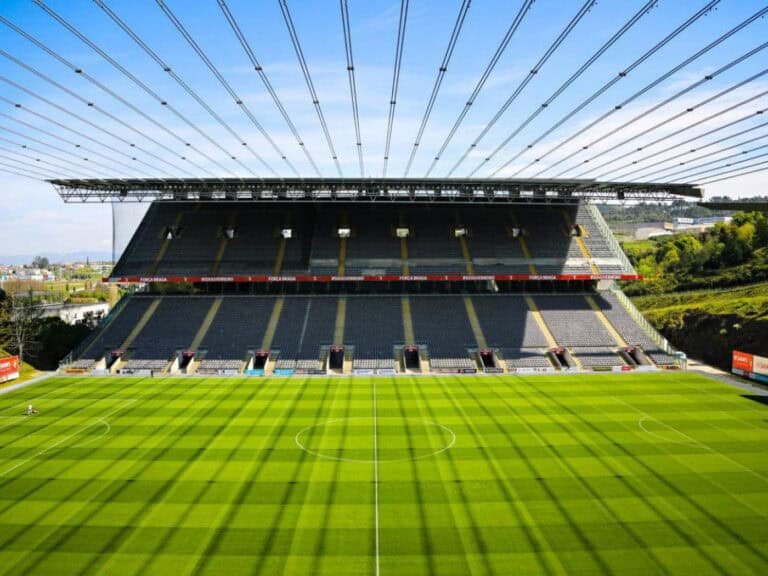 Técnicos prometem duelo minhoto com "emoção" e "paixão" na Pedreira