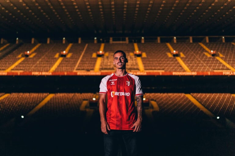 O que mudou no último dia de mercado nas equipas minhotas