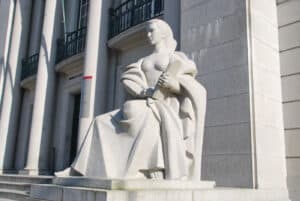 Greve encerra Tribunal do Trabalho de Guimarães