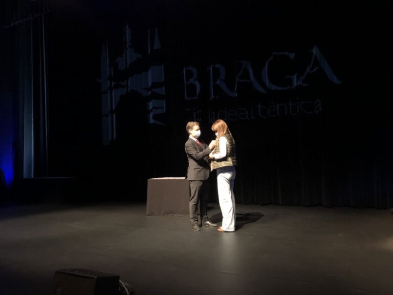 CMB entrega mais de 300 medalhas a funcionários "pela dedicação aos bracarenses"