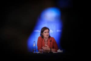 Governo tomará novas decisões sobre desconfinamento "dentro de três semanas”