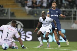 Vitória SC e Belenenses SAD empatam com vimaranenses em inferioridade