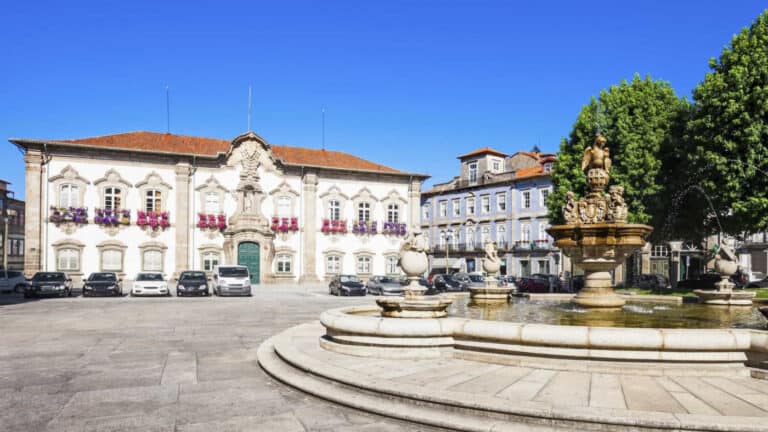 Mota acusa CM Braga de ser "conivente" em processo alegadamente lesivo para contribuintes