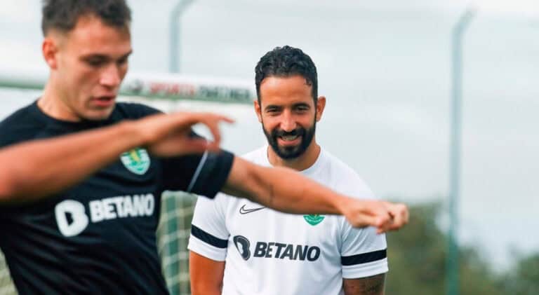 Sporting quer vencer Ajax e ganhar experiência na `Champions`