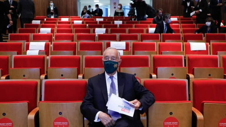 Reunião do Infarmed na 5.ª terá "a melhor situação em ano e meio"