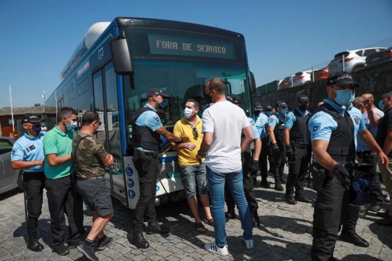 Trabalhadores das rodoviárias privadas em greve hoje em todo o país