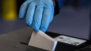 Abstenção aumenta ligeiramente em relação a 2017