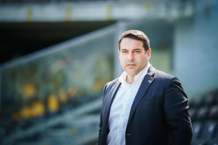 SAD do Vitória SC aprova por maioria contas negativas