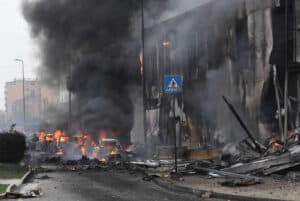 Queda de avião em Milão faz oito mortos, incluindo uma criança