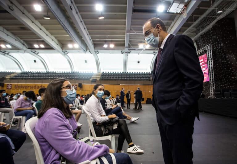 Reitor da UMinho apela ao "compromisso de todos" no arranque do ano letivo