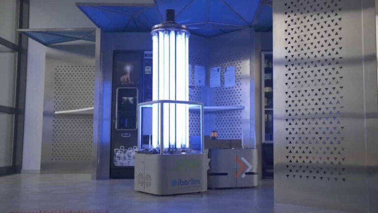 Hospital de Braga testa robô de desinfeção mais seguro e mais sustentável