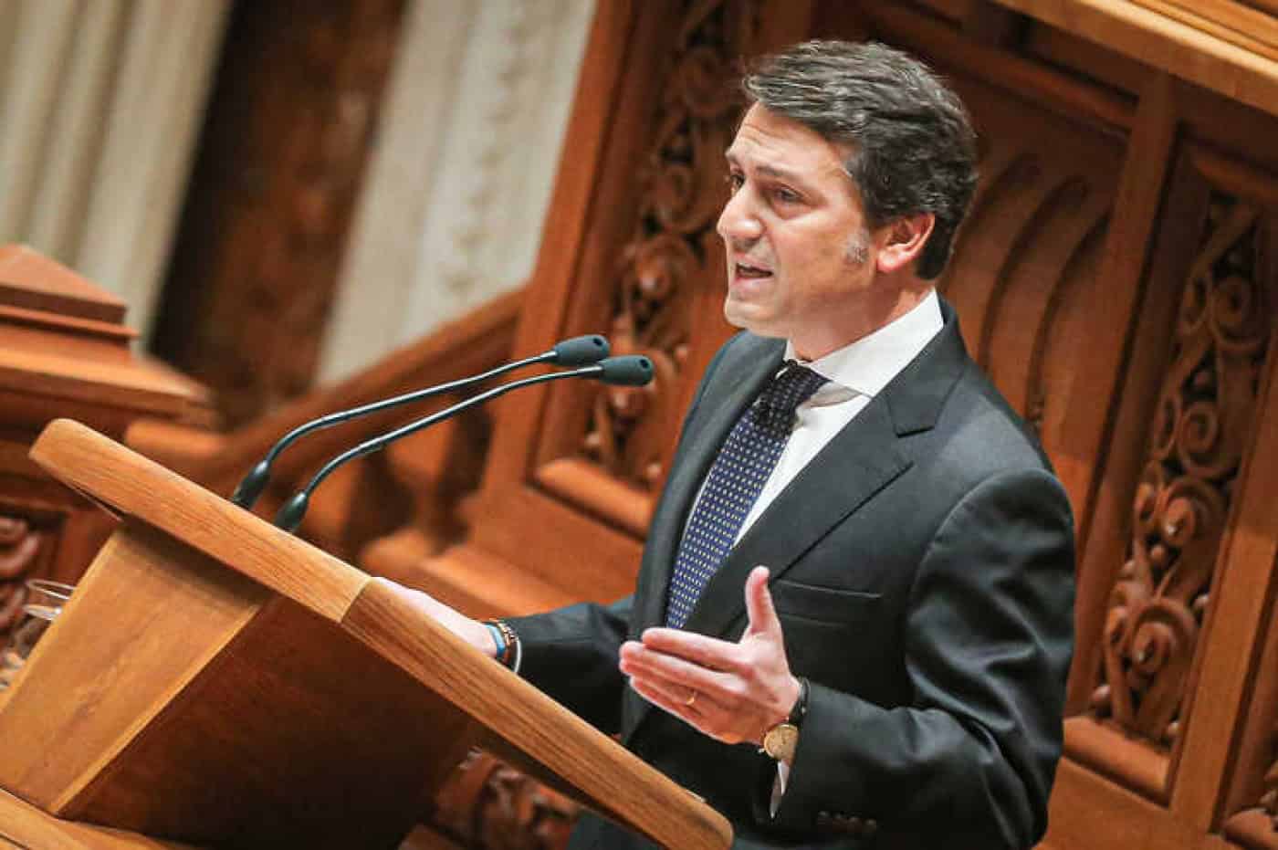 "O senhor não me conhece de parte nenhuma": troca acesa de acusações entre Costa e Coelho Lima