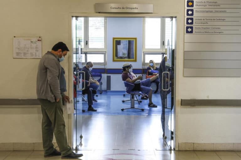 Visitas hospitalares devem apresentar certificado digital ou teste negativo