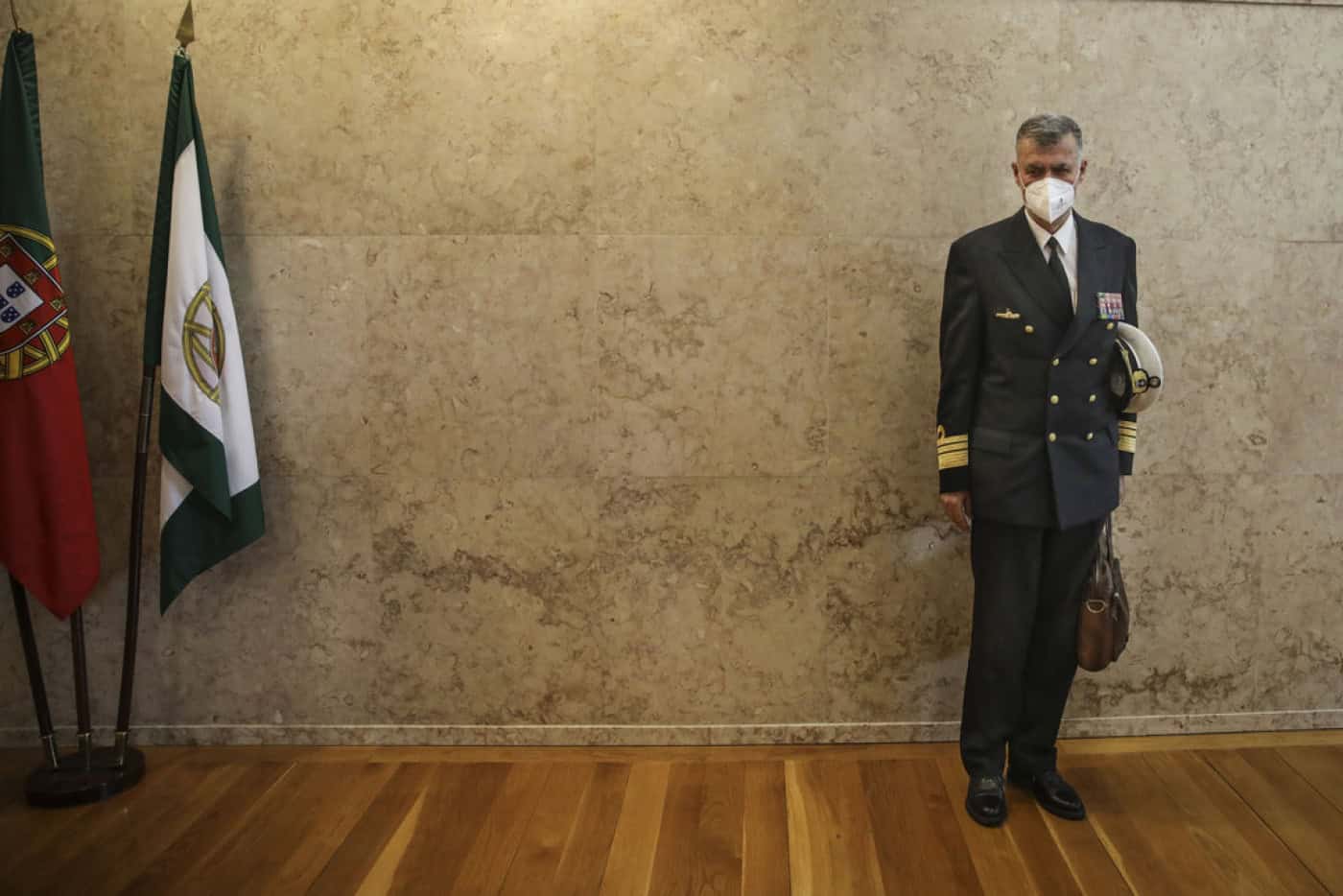 "Se quiséssemos vacinar toda a população com 3.ª dose, tínhamos vacinas suficientes"