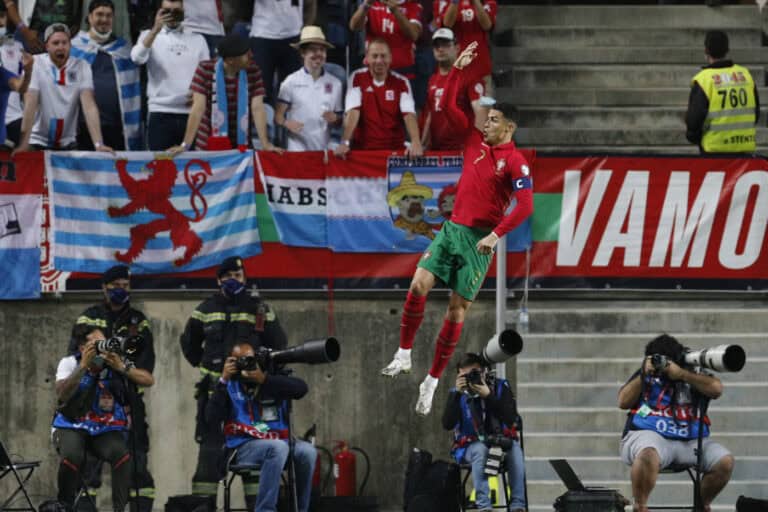 Portugal goleia Luxemburgo por 5-0 e continua na 'rota' do Mundial2022