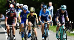 Primeira edição do Tour feminino arranca da Torre Eiffel