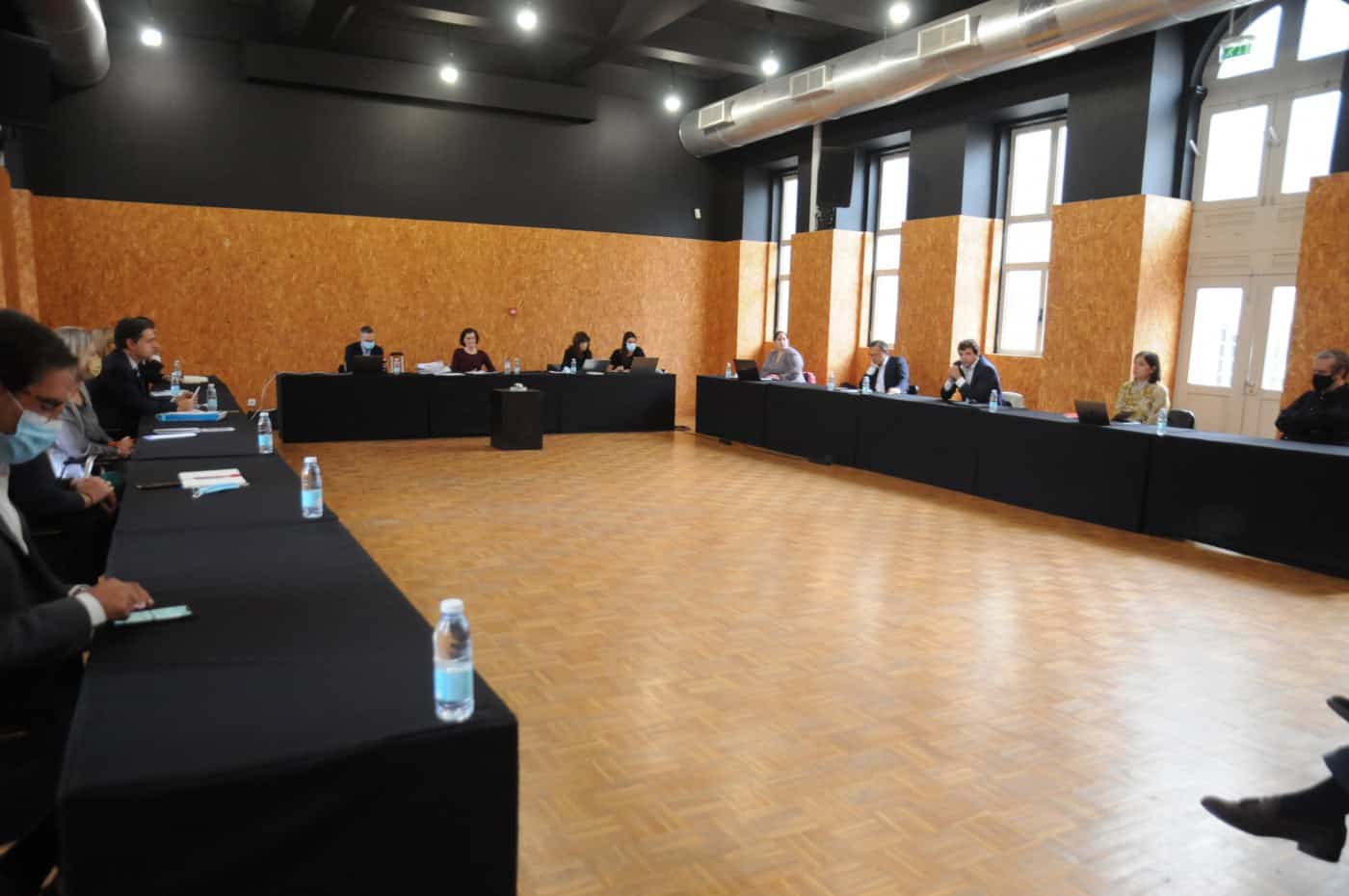 Vereadora da CDU volta a reclamar melhores condições para exercício de trabalho na oposição