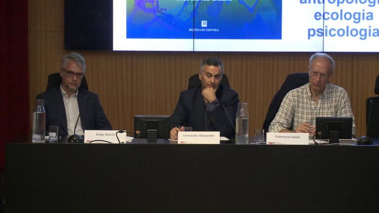 "Manual de Economia Política", uma obra para economistas e não só