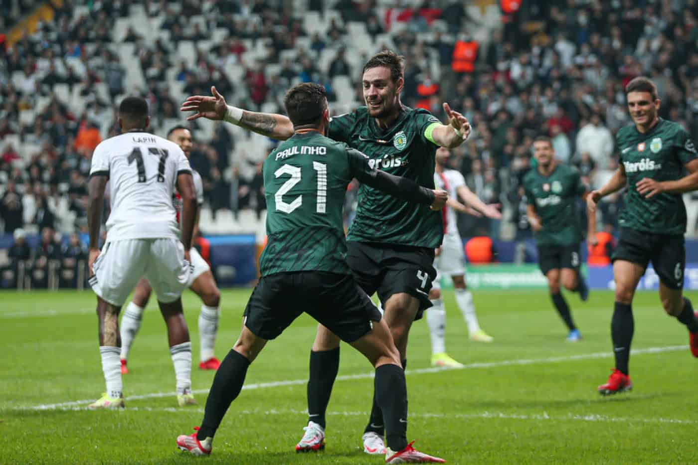 Sporting vence Besiktas e soma primeiros pontos na Champions