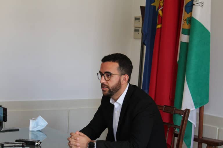 Paulo Lopes da Silva substitui Adelina Paula Pinto como presidente da Oficina