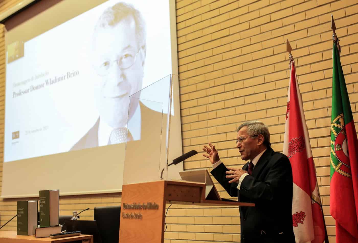 UMinho homenageia "pai" da Constituição cabo-verdiana