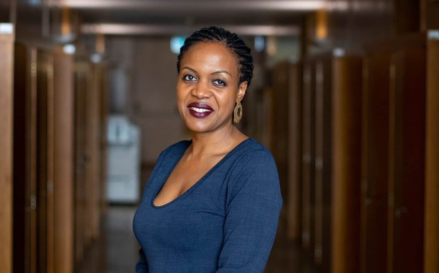 Joacine Katar Moreira abstém-se na votação do Orçamento do Estado para 2022